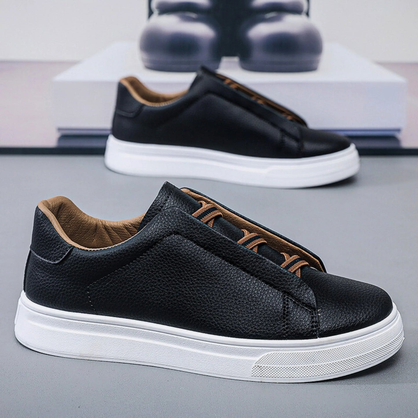 Ezra Leather Sneakers